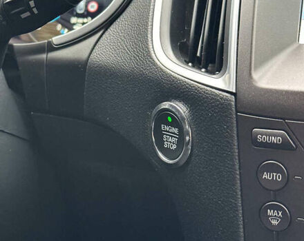 Белый Форд С-Макс, объемом двигателя 2 л и пробегом 264 тыс. км за 12000 $, фото 2 на Automoto.ua