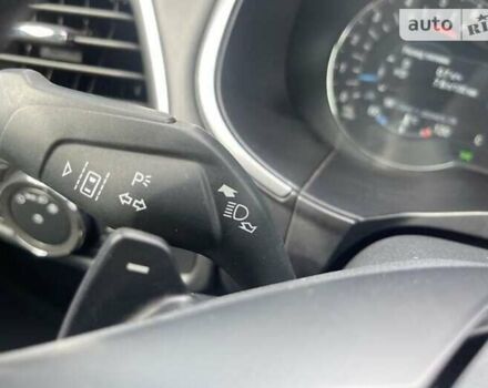 Белый Форд С-Макс, объемом двигателя 2 л и пробегом 229 тыс. км за 17654 $, фото 41 на Automoto.ua