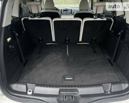 Белый Форд С-Макс, объемом двигателя 2 л и пробегом 229 тыс. км за 17654 $, фото 67 на Automoto.ua