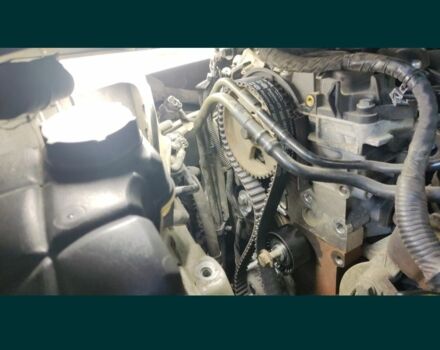 Белый Форд С-Макс, объемом двигателя 2 л и пробегом 268 тыс. км за 6500 $, фото 5 на Automoto.ua