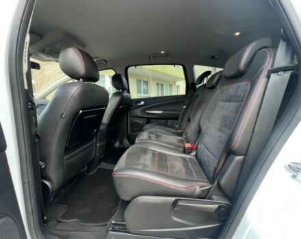 Белый Форд С-Макс, объемом двигателя 2 л и пробегом 76 тыс. км за 5100 $, фото 12 на Automoto.ua