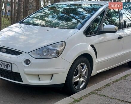 Белый Форд С-Макс, объемом двигателя 1.8 л и пробегом 276 тыс. км за 4200 $, фото 1 на Automoto.ua