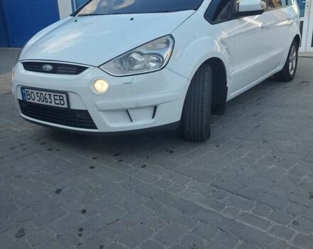 Белый Форд С-Макс, объемом двигателя 2 л и пробегом 400 тыс. км за 6400 $, фото 1 на Automoto.ua