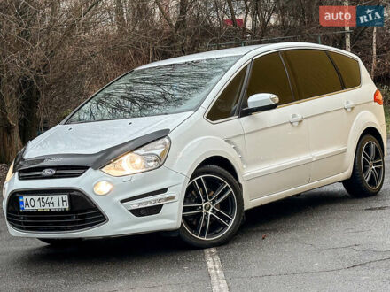 Білий Форд С-Макс, об'ємом двигуна 2 л та пробігом 145 тис. км за 8333 $, фото 1 на Automoto.ua
