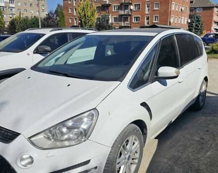 Білий Форд С-Макс, об'ємом двигуна 2 л та пробігом 300 тис. км за 3500 $, фото 1 на Automoto.ua