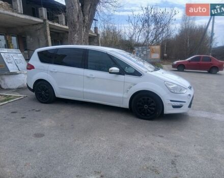 Белый Форд С-Макс, объемом двигателя 2 л и пробегом 262 тыс. км за 9500 $, фото 1 на Automoto.ua