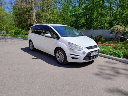 Білий Форд С-Макс, об'ємом двигуна 2 л та пробігом 165 тис. км за 9900 $, фото 1 на Automoto.ua