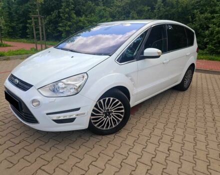 Белый Форд С-Макс, объемом двигателя 2.2 л и пробегом 120 тыс. км за 4000 $, фото 1 на Automoto.ua