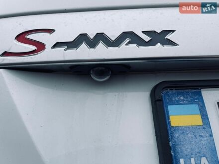Белый Форд С-Макс, объемом двигателя 2 л и пробегом 249 тыс. км за 10500 $, фото 1 на Automoto.ua