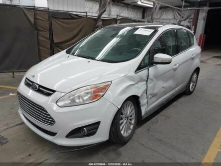 Белый Форд С-Макс, объемом двигателя 2 л и пробегом 205 тыс. км за 8999 $, фото 1 на Automoto.ua