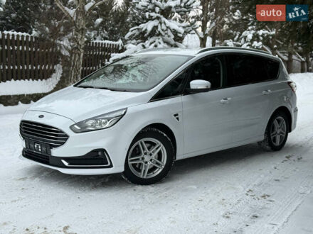 Білий Форд С-Макс, об'ємом двигуна 2 л та пробігом 146 тис. км за 18800 $, фото 1 на Automoto.ua