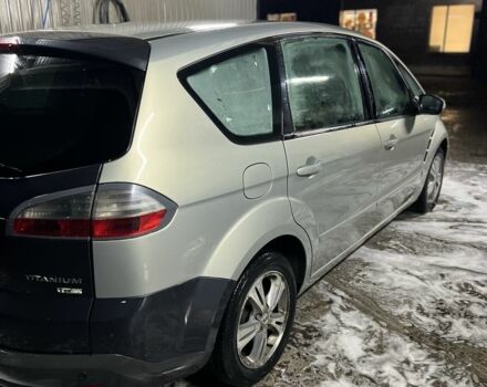 Бежевый Форд С-Макс, объемом двигателя 1.8 л и пробегом 220 тыс. км за 3250 $, фото 4 на Automoto.ua