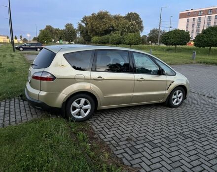 Бежевый Форд С-Макс, объемом двигателя 1.8 л и пробегом 320 тыс. км за 4800 $, фото 2 на Automoto.ua