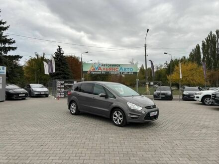 Бежевый Форд С-Макс, объемом двигателя 2 л и пробегом 230 тыс. км за 9500 $, фото 1 на Automoto.ua