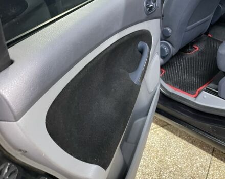 Форд С-Макс 2006 в Одессе на Automoto.ua Черный Форд С-Макс, объемом двигателя 1.8 л и пробегом 380 тыс. км за 5200 $, фото 7 на Automoto.ua