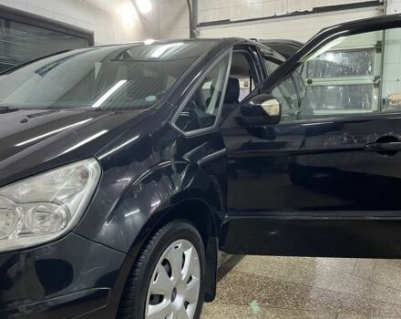 Форд С-Макс 2006 в Одессе на Automoto.ua Черный Форд С-Макс, объемом двигателя 1.8 л и пробегом 380 тыс. км за 5200 $, фото 1 на Automoto.ua