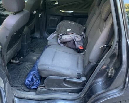 Черный Форд С-Макс, объемом двигателя 1.8 л и пробегом 272 тыс. км за 4400 $, фото 3 на Automoto.ua