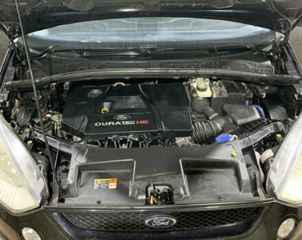 Черный Форд С-Макс, объемом двигателя 2.3 л и пробегом 183 тыс. км за 7300 $, фото 6 на Automoto.ua