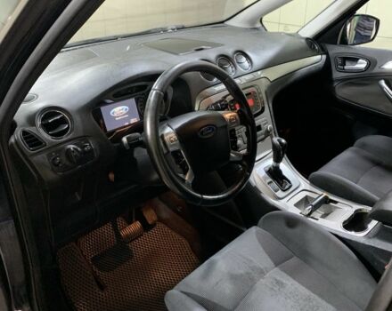 Черный Форд С-Макс, объемом двигателя 2.3 л и пробегом 183 тыс. км за 7300 $, фото 7 на Automoto.ua