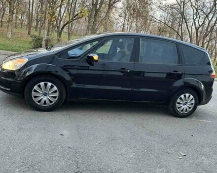 Чорний Форд С-Макс, об'ємом двигуна 2 л та пробігом 184 тис. км за 8900 $, фото 3 на Automoto.ua