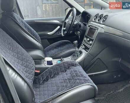 Черный Форд С-Макс, объемом двигателя 1.8 л и пробегом 325 тыс. км за 6200 $, фото 12 на Automoto.ua