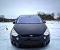 Черный Форд С-Макс, объемом двигателя 2 л и пробегом 300 тыс. км за 5000 $, фото 1 на Automoto.ua