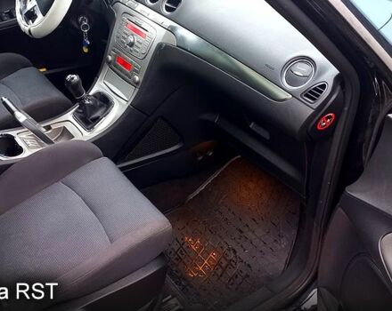 Черный Форд С-Макс, объемом двигателя 2 л и пробегом 220 тыс. км за 6500 $, фото 7 на Automoto.ua