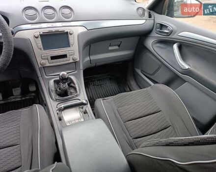 Форд С-Макс 2007 в Николаеве на Automoto.ua Черный Форд С-Макс, объемом двигателя 2 л и пробегом 375 тыс. км за 6300 $, фото 17 на Automoto.ua