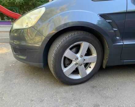 Черный Форд С-Макс, объемом двигателя 1.8 л и пробегом 272 тыс. км за 4400 $, фото 1 на Automoto.ua