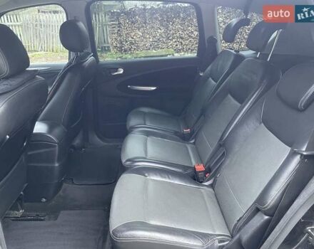 Черный Форд С-Макс, объемом двигателя 1.8 л и пробегом 325 тыс. км за 6200 $, фото 13 на Automoto.ua