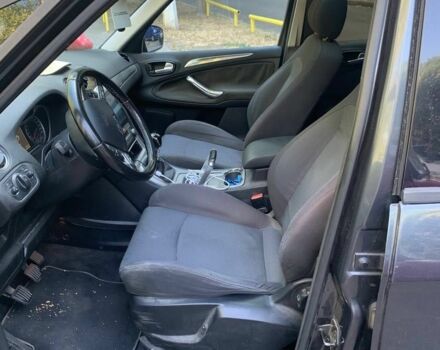 Черный Форд С-Макс, объемом двигателя 1.8 л и пробегом 272 тыс. км за 4400 $, фото 2 на Automoto.ua