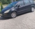 Черный Форд С-Макс, объемом двигателя 2 л и пробегом 350 тыс. км за 7100 $, фото 1 на Automoto.ua