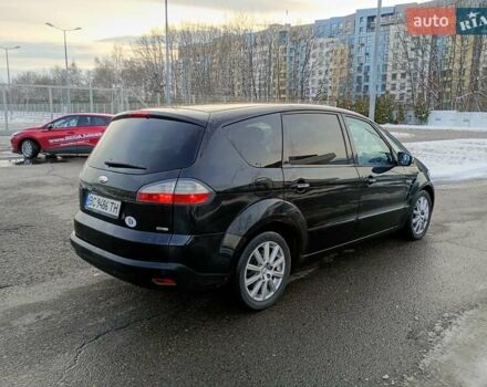 Черный Форд С-Макс, объемом двигателя 2 л и пробегом 295 тыс. км за 6600 $, фото 2 на Automoto.ua