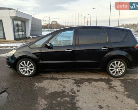 Черный Форд С-Макс, объемом двигателя 2 л и пробегом 295 тыс. км за 6600 $, фото 1 на Automoto.ua