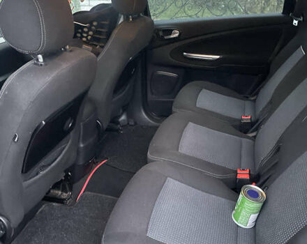 Чорний Форд С-Макс, об'ємом двигуна 2 л та пробігом 305 тис. км за 5700 $, фото 7 на Automoto.ua