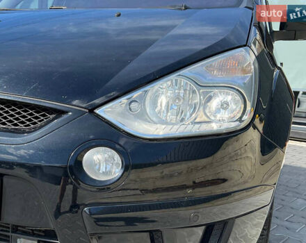 Черный Форд С-Макс, объемом двигателя 1.8 л и пробегом 243 тыс. км за 8500 $, фото 2 на Automoto.ua