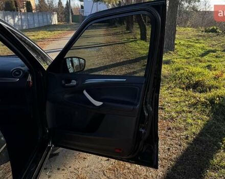 Черный Форд С-Макс, объемом двигателя 2 л и пробегом 187 тыс. км за 8599 $, фото 14 на Automoto.ua