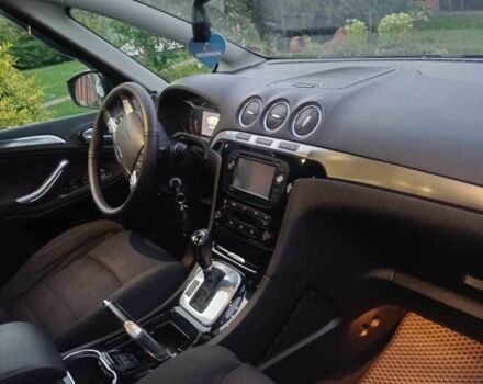 Черный Форд С-Макс, объемом двигателя 2 л и пробегом 340 тыс. км за 8600 $, фото 7 на Automoto.ua