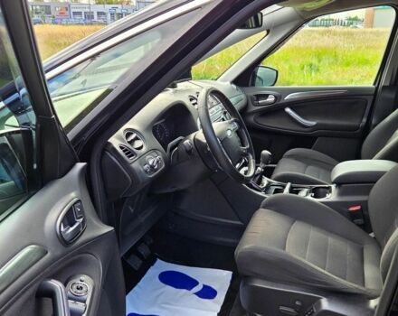 Черный Форд С-Макс, объемом двигателя 2 л и пробегом 245 тыс. км за 7800 $, фото 19 на Automoto.ua