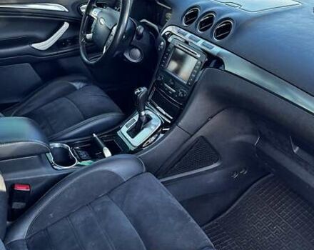 Черный Форд С-Макс, объемом двигателя 2 л и пробегом 187 тыс. км за 8599 $, фото 9 на Automoto.ua