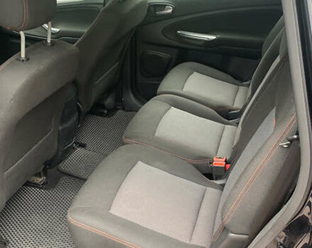 Черный Форд С-Макс, объемом двигателя 2 л и пробегом 193 тыс. км за 10000 $, фото 16 на Automoto.ua