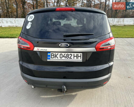 Черный Форд С-Макс, объемом двигателя 1.6 л и пробегом 229 тыс. км за 8600 $, фото 6 на Automoto.ua