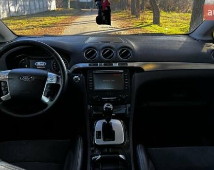 Черный Форд С-Макс, объемом двигателя 2 л и пробегом 187 тыс. км за 8599 $, фото 17 на Automoto.ua