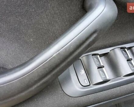 Черный Форд С-Макс, объемом двигателя 1.6 л и пробегом 255 тыс. км за 9900 $, фото 13 на Automoto.ua