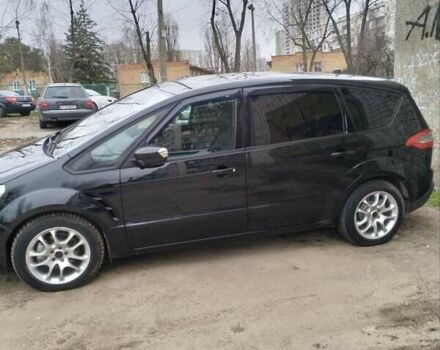 Чорний Форд С-Макс, об'ємом двигуна 2 л та пробігом 315 тис. км за 7500 $, фото 2 на Automoto.ua