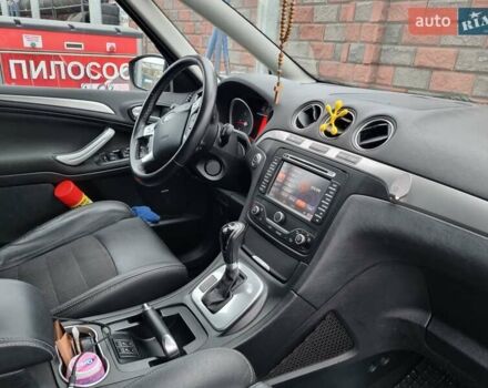 Форд С-Макс 2012 в Ровно на Automoto.ua Черный Форд С-Макс, объемом двигателя 2 л и пробегом 206 тыс. км за 9999 $, фото 11 на Automoto.ua