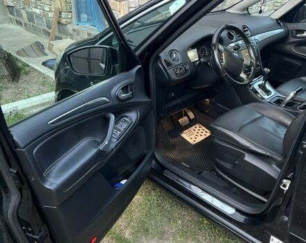 Черный Форд С-Макс, объемом двигателя 2 л и пробегом 298 тыс. км за 10000 $, фото 12 на Automoto.ua