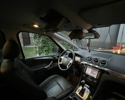 Черный Форд С-Макс, объемом двигателя 2 л и пробегом 298 тыс. км за 10000 $, фото 3 на Automoto.ua