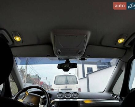 Чорний Форд С-Макс, об'ємом двигуна 2 л та пробігом 214 тис. км за 9700 $, фото 74 на Automoto.ua