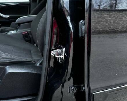 Чорний Форд С-Макс, об'ємом двигуна 2 л та пробігом 214 тис. км за 9700 $, фото 47 на Automoto.ua